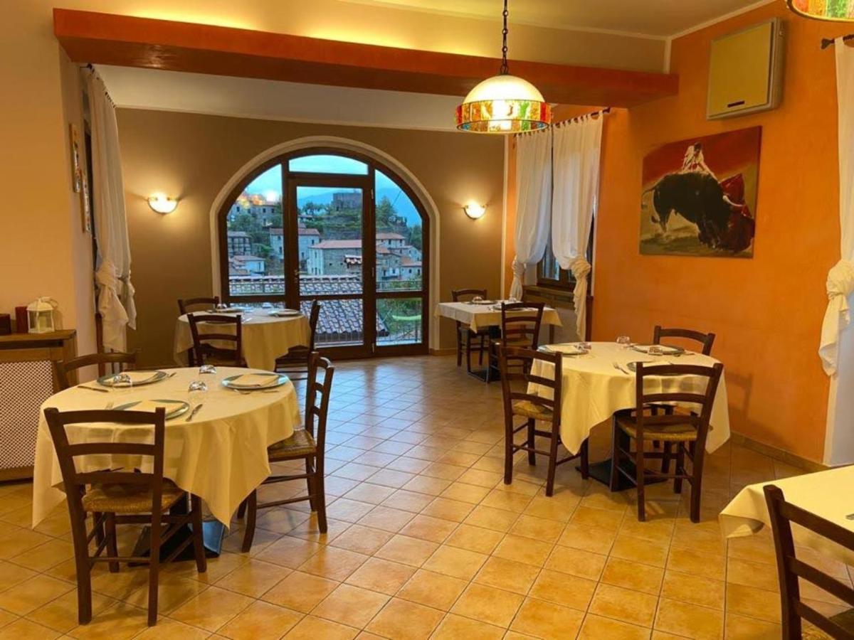 Hotel Ristorante El Caracol Mulazzo Esterno foto