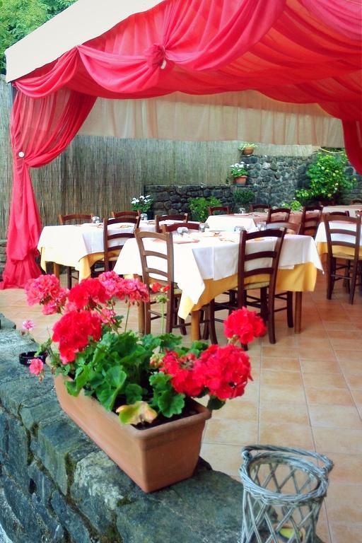 Hotel Ristorante El Caracol Mulazzo Esterno foto